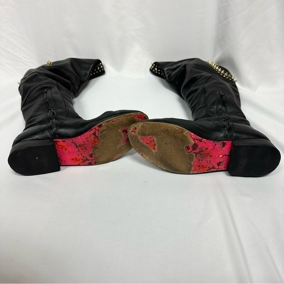 Host Pick  💫 Betsey Johnson Knee High Black Leather Boots in Size 8.5 - Picture 8 of 10
